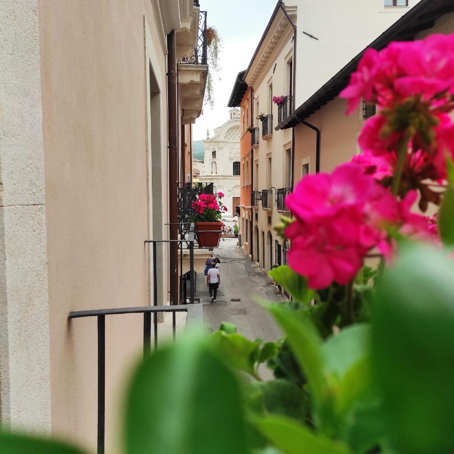 La Terrazza Del Quarto LʼAquila Eksteriør bilde